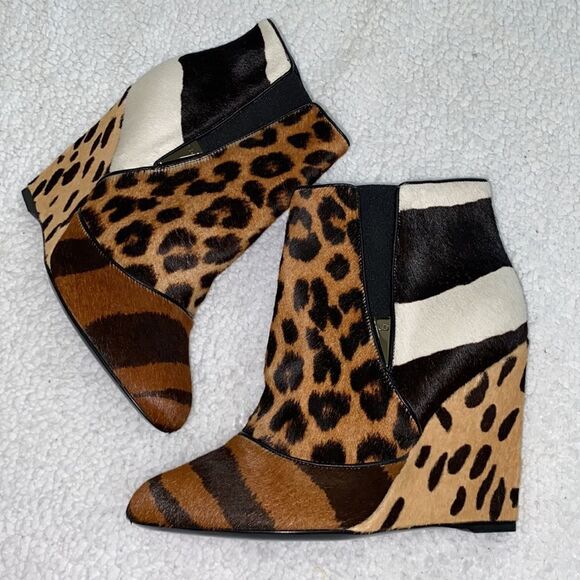 Authentic Dior Ankle Booties(Size 37) - Picture 6 of 12